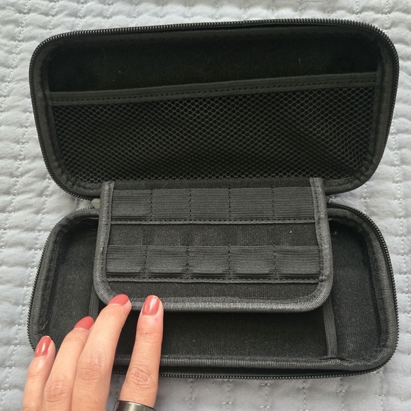 Nintendo Switch LITE - Blue - Picture 6 of 8